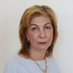 Колесникова Елена